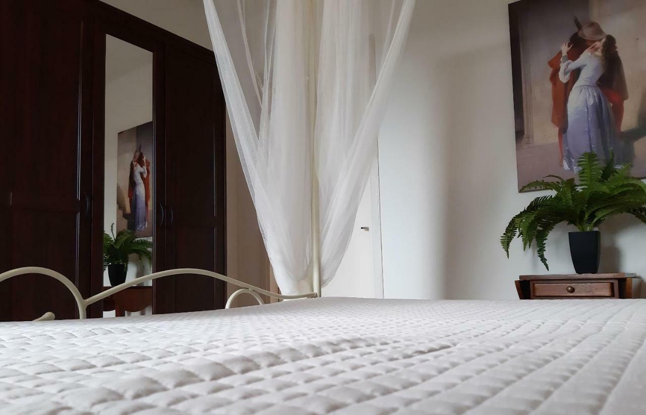 Fragole E Menta Hotel Attimis Exterior photo